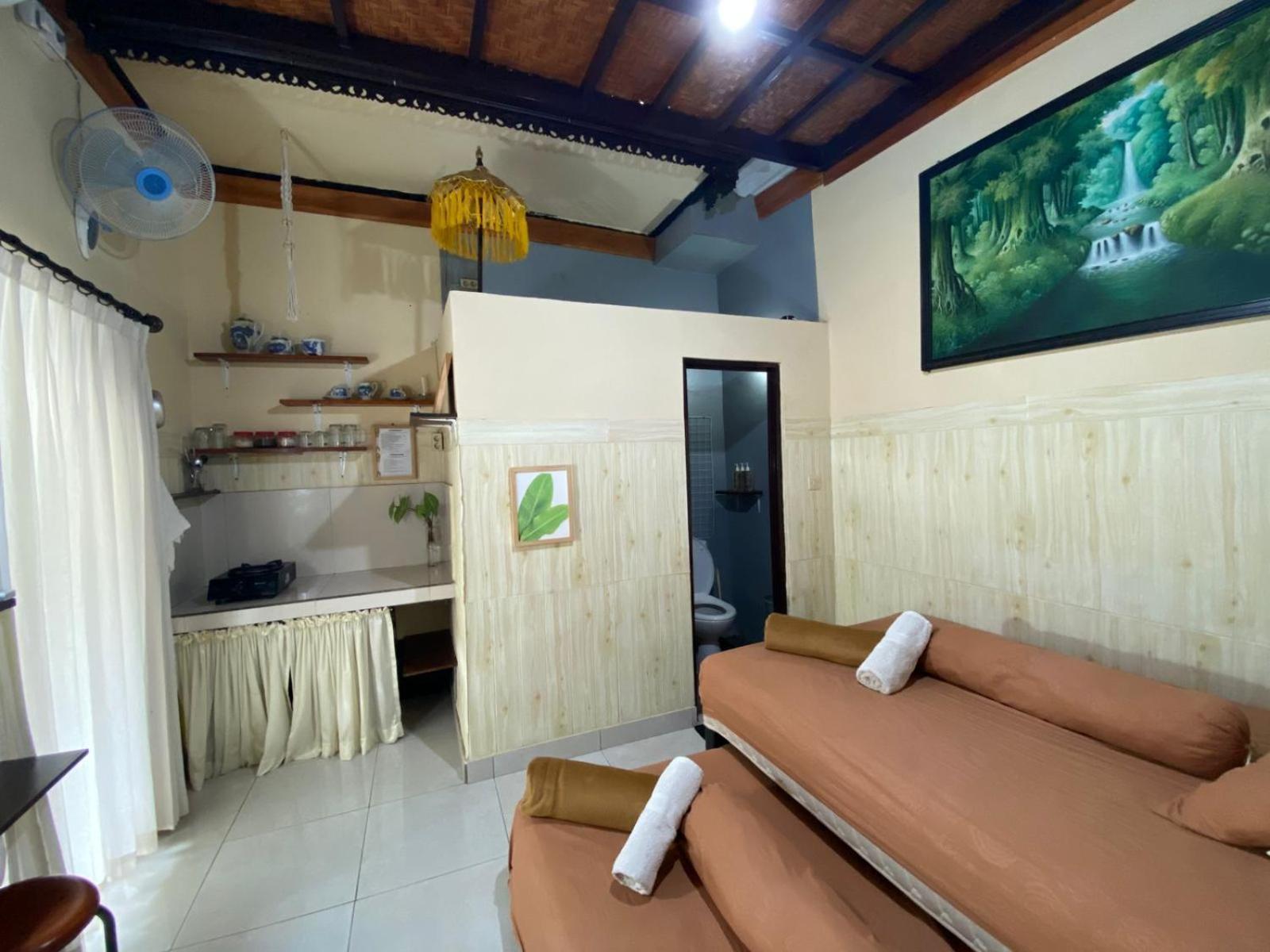 Coliving Bali Sweet Home Kost Lengkap Di Tabanan Kota Room photo