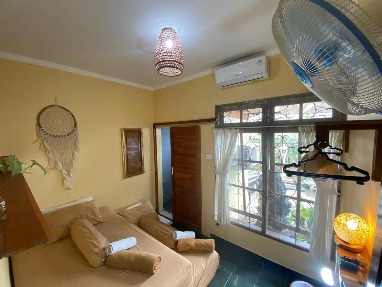 Coliving Bali Sweet Home Kost Lengkap Di Tabanan Kota Room photo