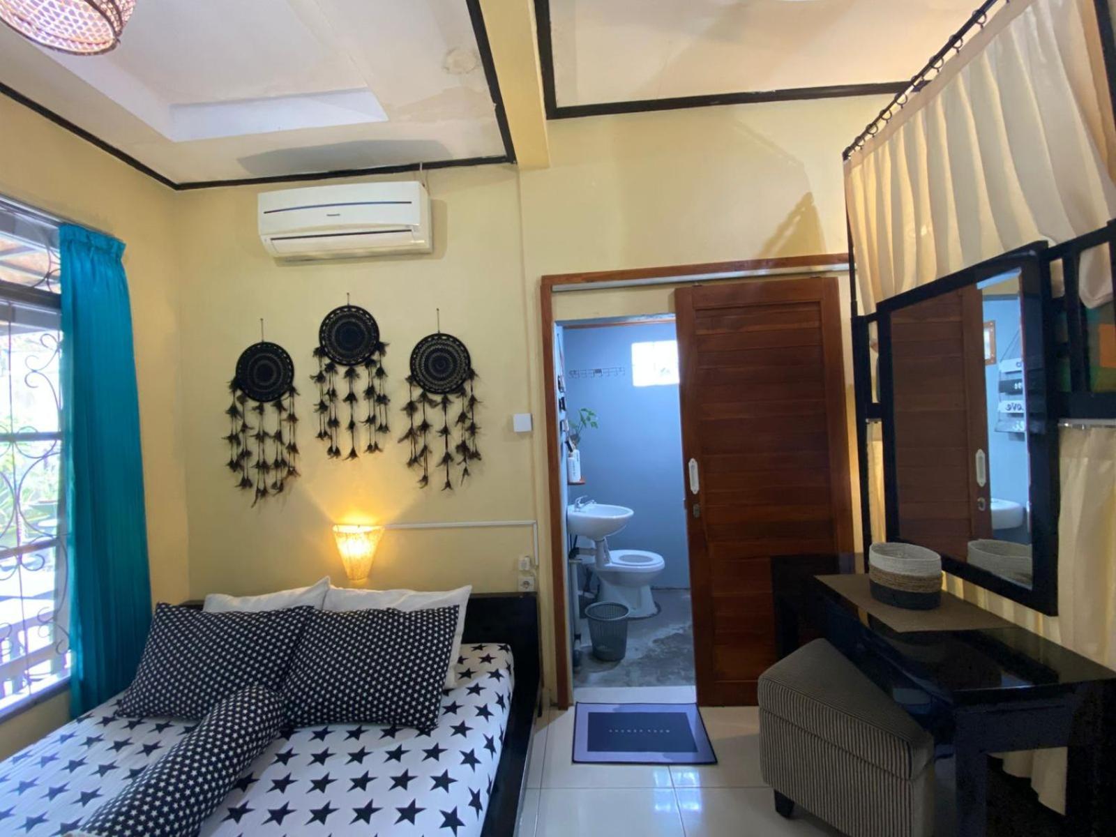 Coliving Bali Sweet Home Kost Lengkap Di Tabanan Kota Room photo