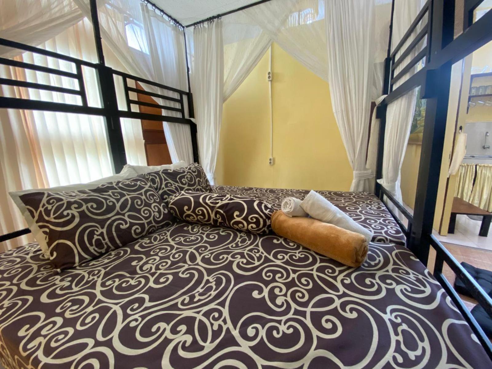 Coliving Bali Sweet Home Kost Lengkap Di Tabanan Kota Room photo