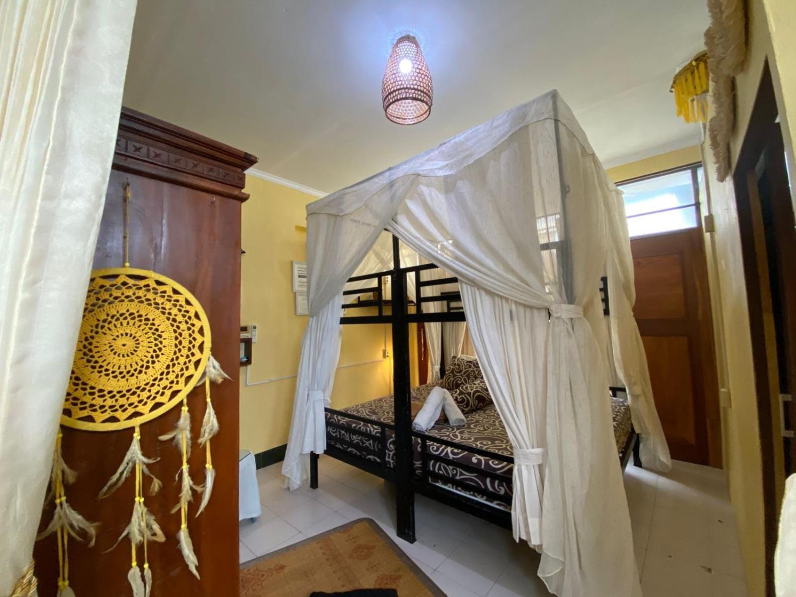 Coliving Bali Sweet Home Kost Lengkap Di Tabanan Kota Room photo